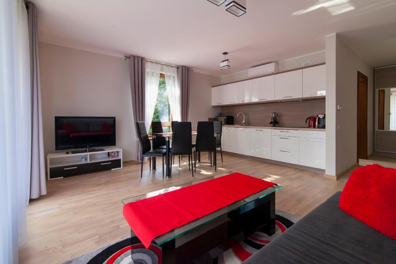 מיילנו Mi Casa Holidays Rezydencja Park Rodzinna II מראה חיצוני תמונה